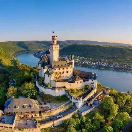 Idyllisches Im Wald Unweit Der Loreley Bogel